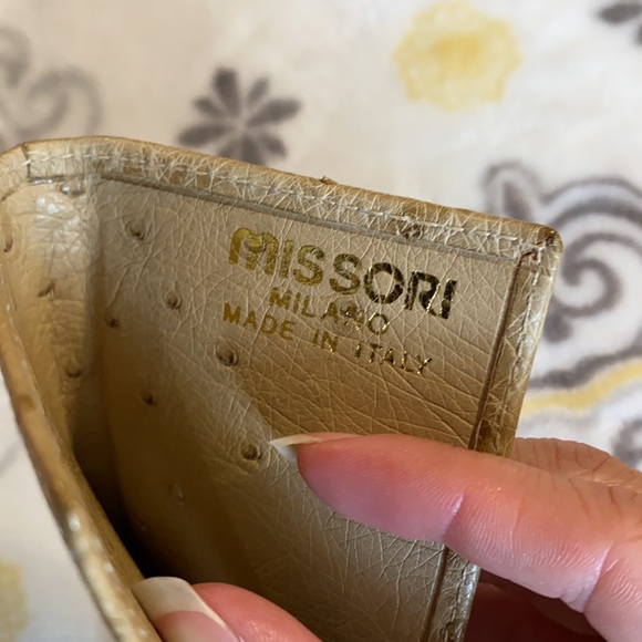 Ostrich leather small handbag and card holder. - Picture 2 of 16